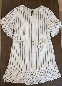 Striped dress w-liner, waist tie & ruffled bottom